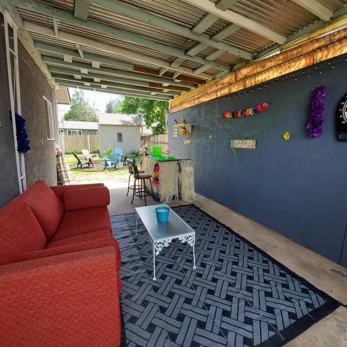 Cheerful 3 Bedroom House. Great Location 콜로라도스프링스 외부 사진