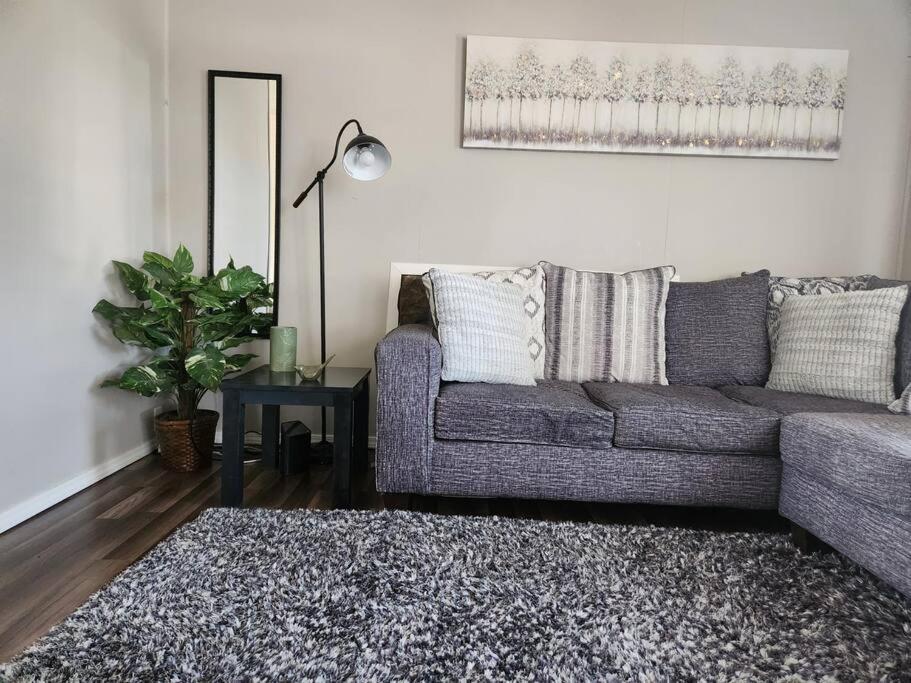 Cheerful 3 Bedroom House. Great Location 콜로라도스프링스 외부 사진