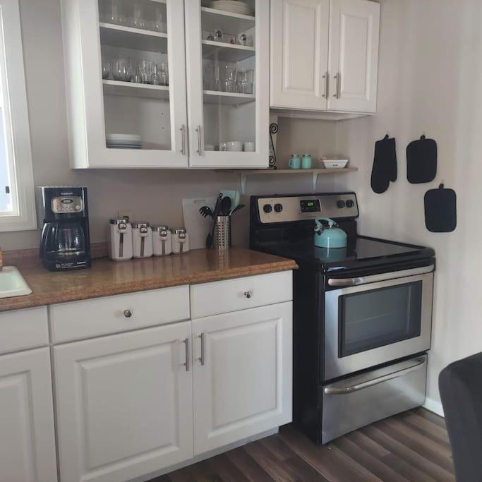 Cheerful 3 Bedroom House. Great Location 콜로라도스프링스 외부 사진